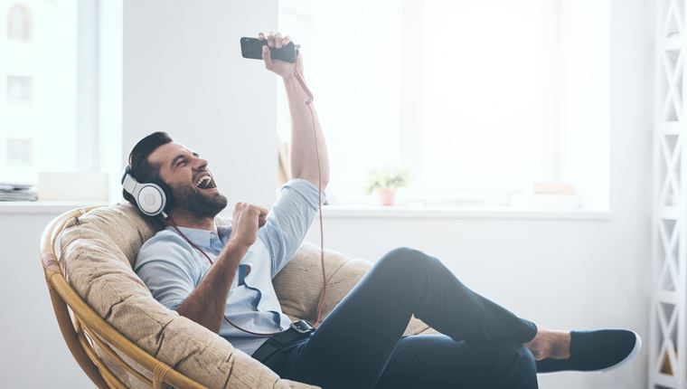 Αυτό είναι το πιο χαρούμενο τραγούδι όλων των εποχών