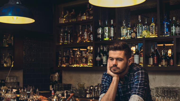 Η νυχτερινή εργασία "ευνοεί" τον κορονοϊό