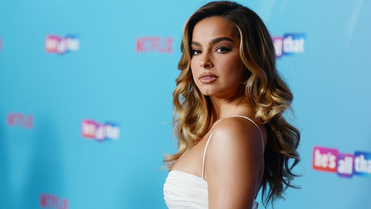 H Addison Rae είναι ένας καλός λόγος για να αποκτήσεις TikTok