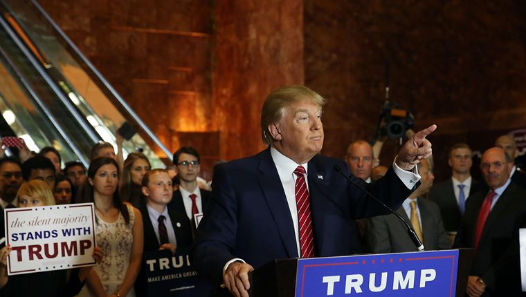 Και το YouTube μπλόκαρε τον Donald Trump