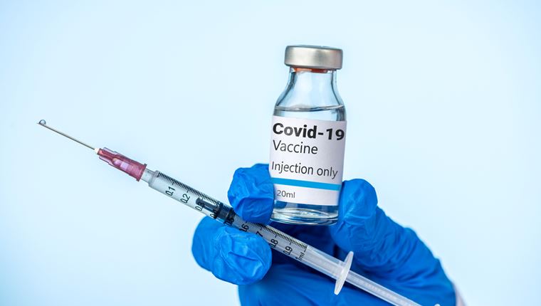 Οι απαντήσεις σε βασικά ερωτήματα για τις δόσεις του εμβολίου