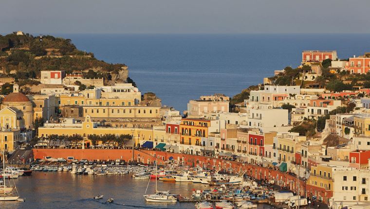 6 ευρωπαϊκά νησιά που ελάχιστοι γνωρίζουν