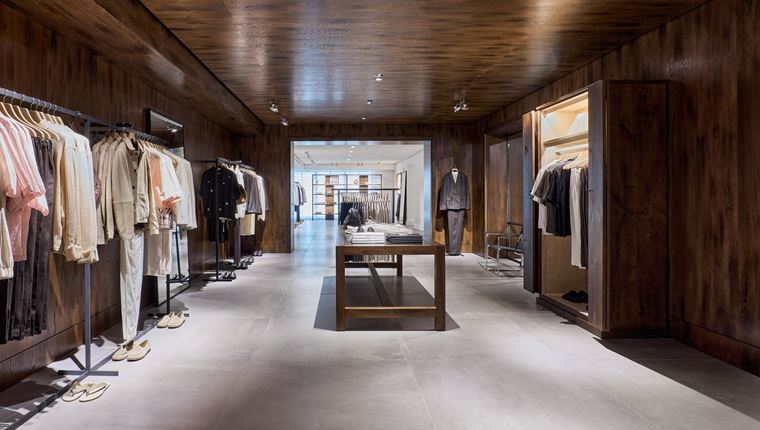 Άνοιξε το νέο κατάστημα ZARA στο εμβληματικό κτίριο του Μινιόν στην Αθήνα (εικόνες)