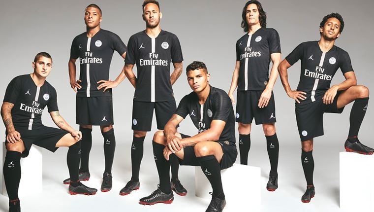 Η απίθανη streetwear συλλογή του Michael Jordan με την Paris St Germain