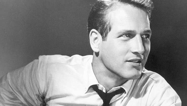 Η πασπαρτού άνεση του λευκού oxford πουκαμίσου