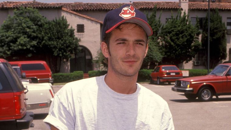 Ο Luke Perry, η νοσταλγία και το coolness των 90s σε φωτογραφίες