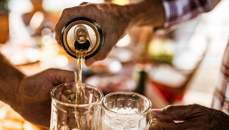 Όταν η πρώτη μπύρα μπήκε σε κουτάκι