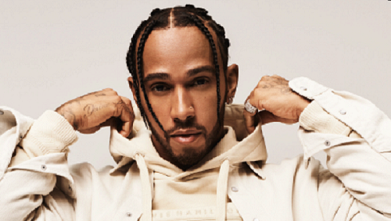 To fashion show του Tommy Hilfiger ζωντανά από το Λονδίνο στο Esquire