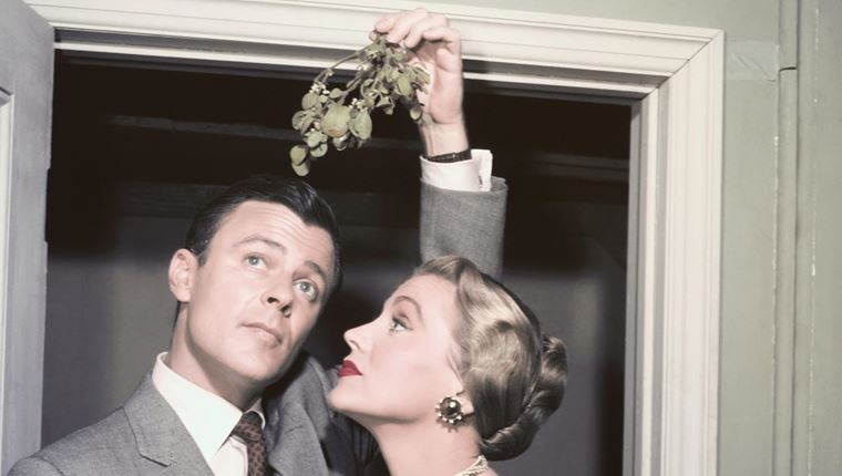 Ένα φιλί κάτω από το γκι