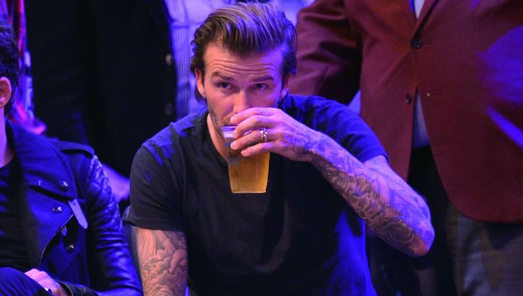 Το fitness μυστικό του David Beckham για τους λάτρεις του ποτού