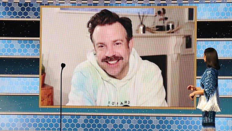 Τα hoodies είναι παντοτινά για τον Jason Sudeikis
