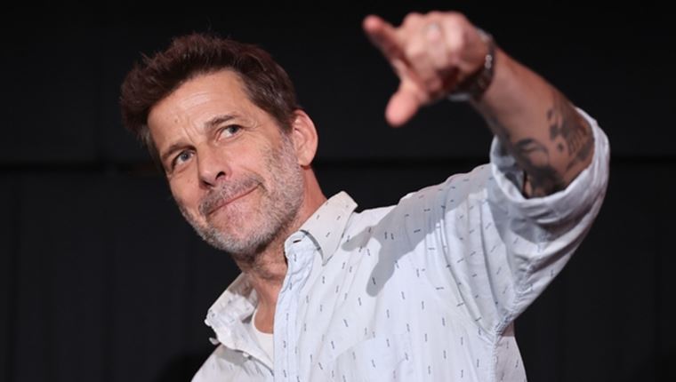 O Zack Snyder έχει μία ενδιαφέρουσα ιδέα για τον επόμενο James Bond