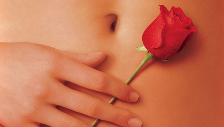 Η αληθινή γυναίκα πίσω από το θρυλικό poster του American Beauty