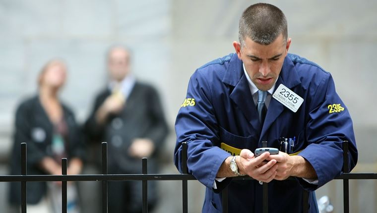 Η Google θέλει να αλλάξει τη σχέση μας με τα smartphones