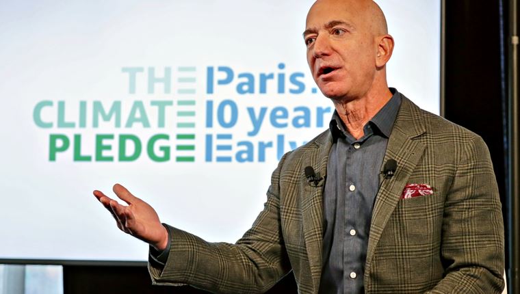 O Jeff Bezos κατασκευάζει ρολόι που θα μετρά την ώρα για 10 χιλιάδες χρόνια