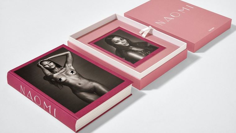 Naomi: Ένα πολυτελές λεύκωμα για τη Μαύρη Γαζέλα της μόδας
