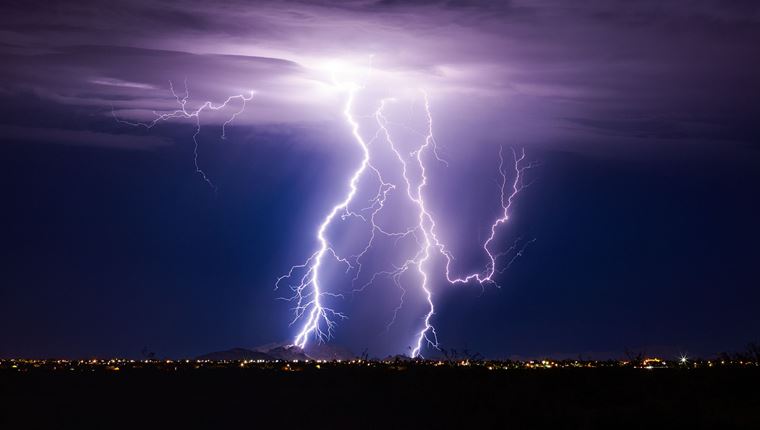 Οι πιο ισχυροί κεραυνοί όλων των εποχών χτύπησαν τη Νότιο Αμερική