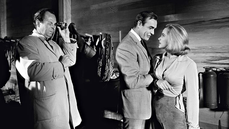 Backstage φωτογραφίες του James Bond από την κάμερα του Terry O&#39;Neill