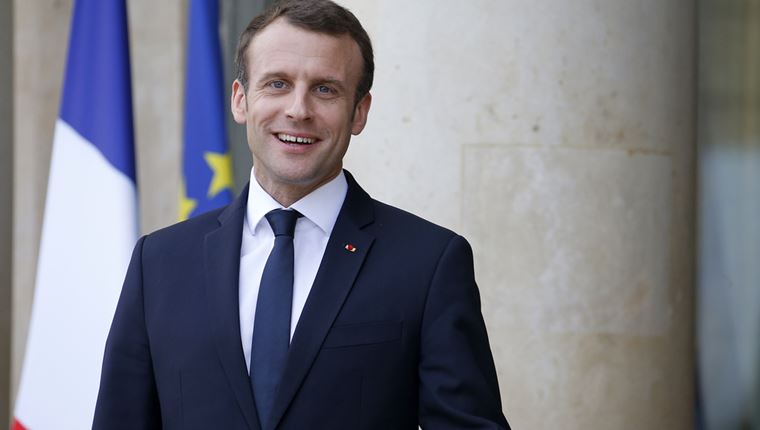 Το νέο μήνυμα του Emmanuel Macron στα ελληνικά για την τραγωδία της Μόριας