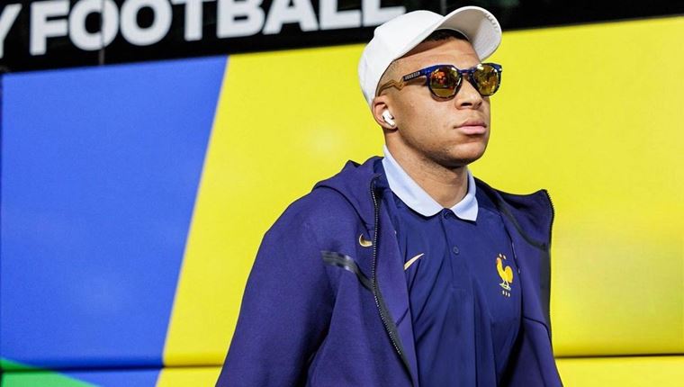 Ο Kylian Mbappé μόλις απέκτησε ένα απίθανο αμάξι που όμως δε μπορεί να οδηγήσει