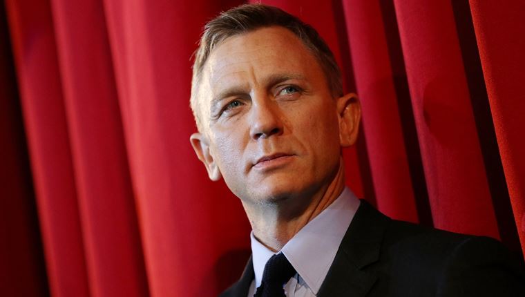 Μην ξαφνιαστείς αν δεις τον Daniel Craig να υποδύεται τον Sgt. Rock