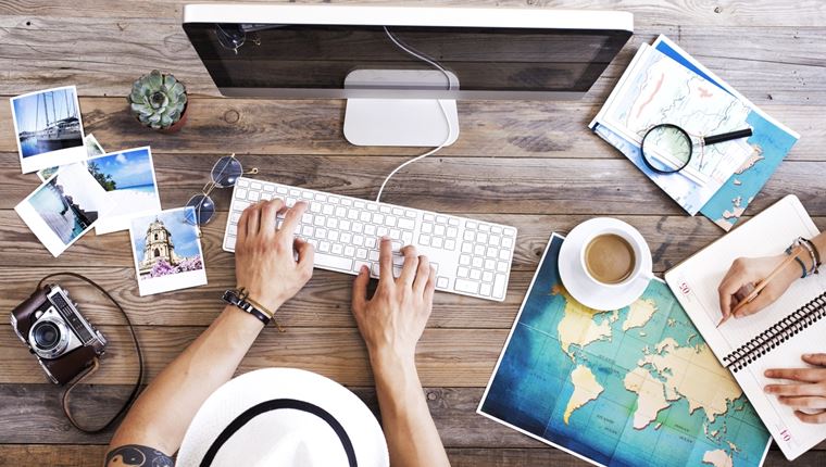 Πότε δεν πρέπει να κλείσεις τις διακοπές σου για να μη σε &#39;γδάρουν&#39;