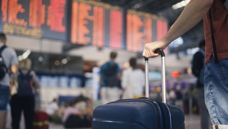 Διεθνές "βραχυκύκλωμα" σε τράπεζες, αεροδρόμια και επιχειρήσεις εξαιτίας των Microsoft και Crowdstrike