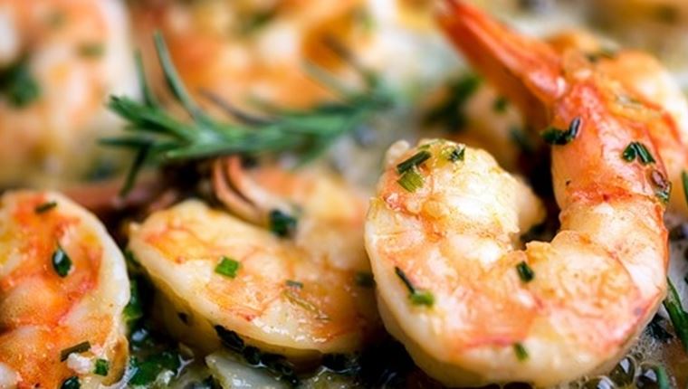 Γαρίδες κρασάτες, αρωματικές