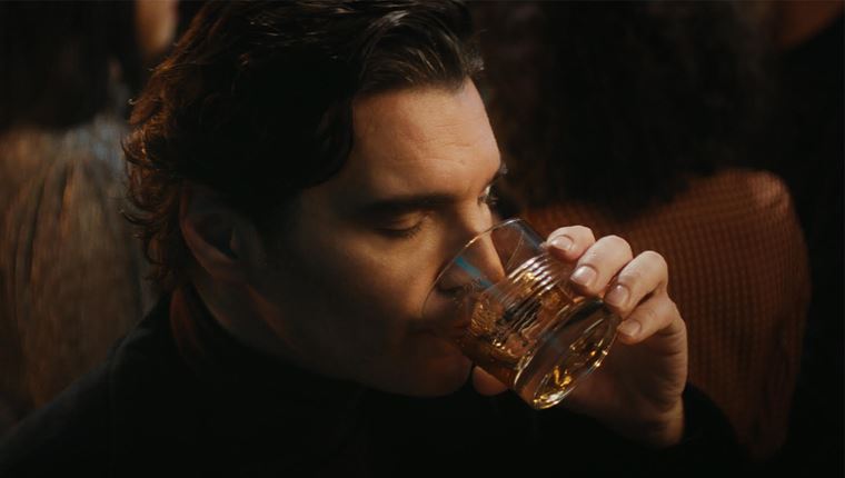 Όταν ο Χριστόφορος Παπακαλιάτης συνάντησε το Jameson Black Barrel