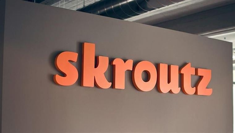 Ιστορική δικαστική απόφαση στην Ελλάδα κατά του Facebook-τι έκανε η Skroutz