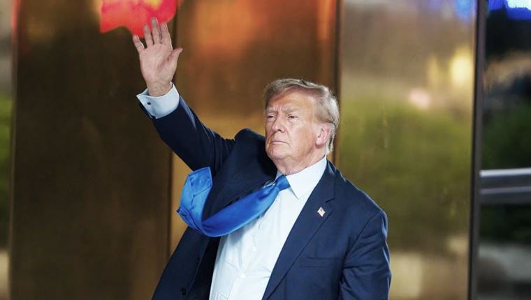 Φήμες λένε πως οι γκάφες του Donald Trump είναι εσκεμμένες