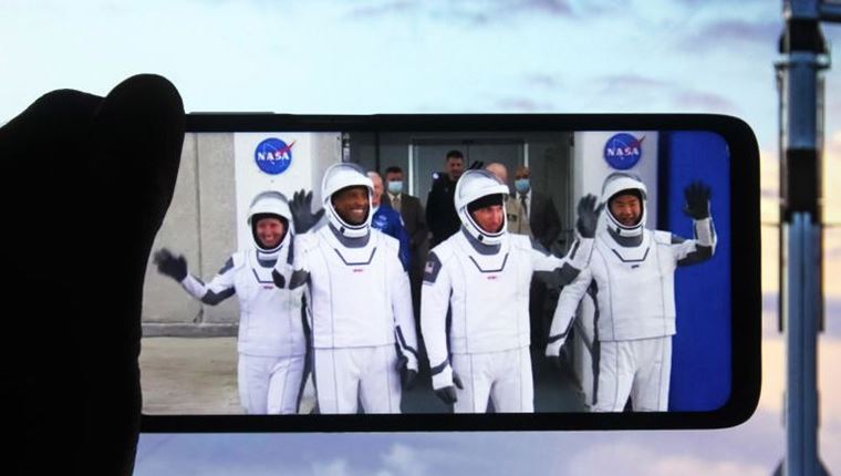 H NASA θέλει να βάλει Wi-Fi στη Σελήνη. Αλλά γιατί;