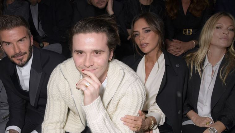 Στην πρώτη σειρά του fashion show του Dior Men