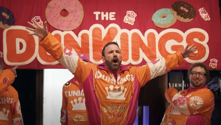 O Ben Affleck, o Matt Damon και ο Tom Brady είναι οι DunKings