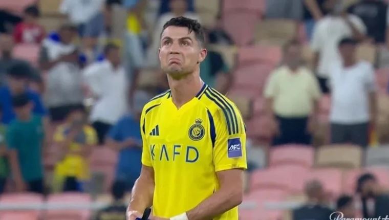 Η θλιβερή εικόνα του Cristiano Ronaldo μετά τον αποκλεισμό της Αλ Νασρ