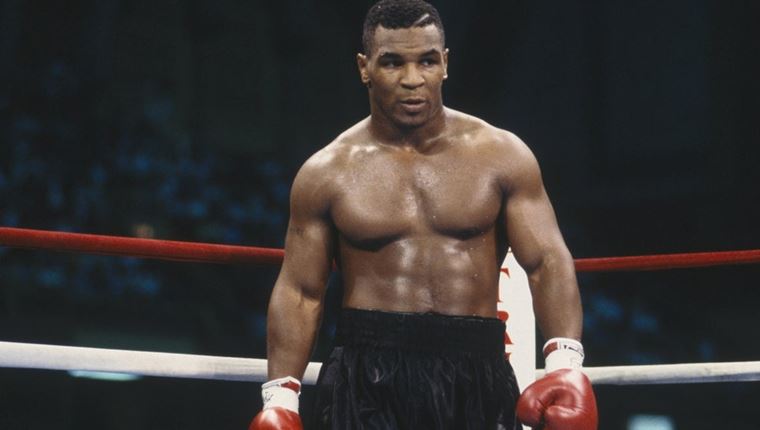 Όταν ο Mike Tyson έγινε ο νεότερος πρωταθλητής στην ιστορία της πυγμαχίας