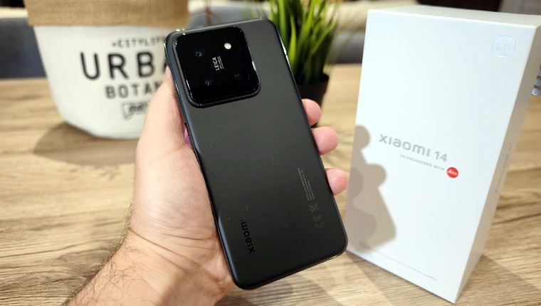 Είναι το Xiaomi 14 άξιος αντίπαλος του iPhone 15;