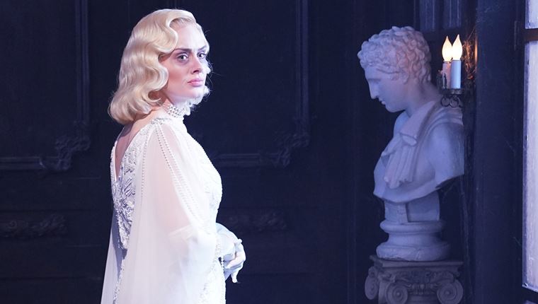 Η σαρωτική επιστροφή της Adele