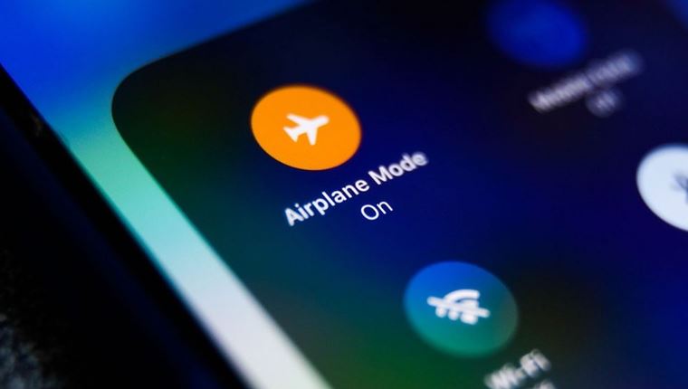Λύνοντας το μυστήριο της λειτουργίας πτήσης στο κινητό