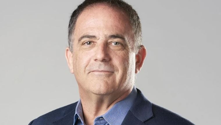 Ο δισεκατομμυριούχους Shlomo Kramer 'τριτώνει' τις εισηγμένες του