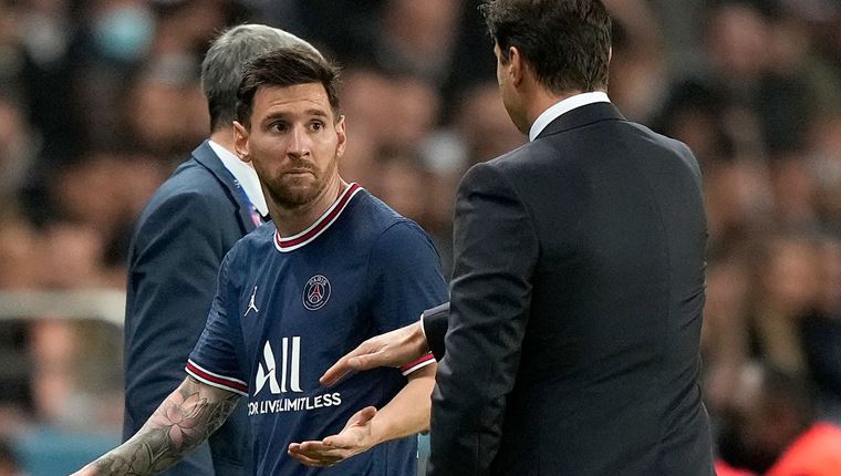 Lionel Messi, μαθαίνοντας σε ένα νέο status