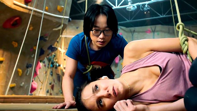 Aξίζει να δεις το Love Hard στο Netflix;