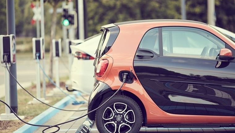 Ρυπαίνουν τα ηλεκτρικά αυτοκίνητα; Το Yale απαντά