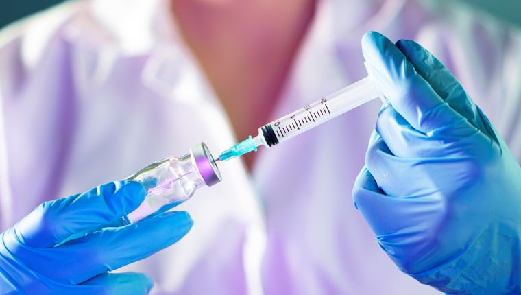 Γιατί διχάζει το εμβόλιο της AstraZeneca