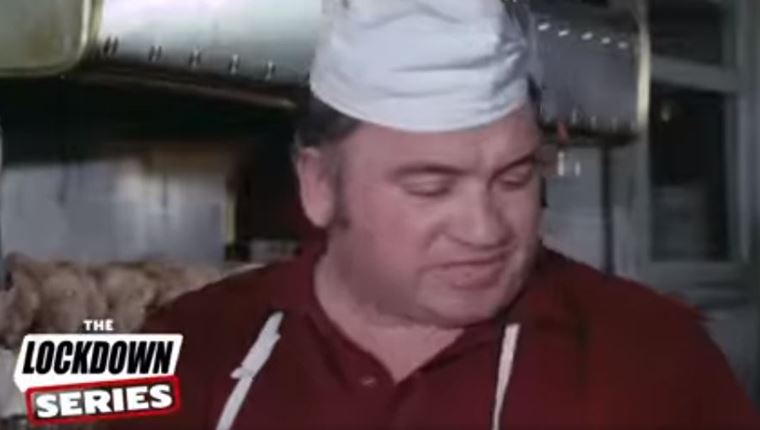 Το επικό βίντεο της Φίνος Φιλμ για την εστίαση που άνοιξε ξανά