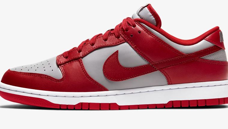 Τα θρυλικά Dunks της Nike γίνονται παγκόσμιο trend