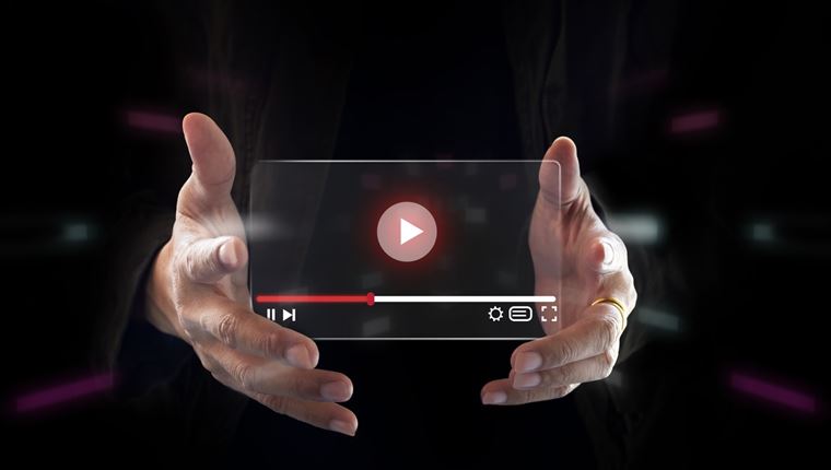 Το Facebook αντιγράφει το TikTok και το TikTok το YouTube, τι γίνεται;