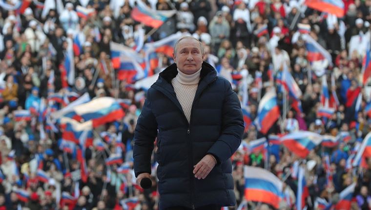 Τελικά, ποιος &quot;επιβάλλει κυρώσεις&quot; στη Ρωσία;