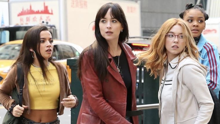 Όσα πρέπει να ξέρεις για τη Madame Web της Dakota Johnson