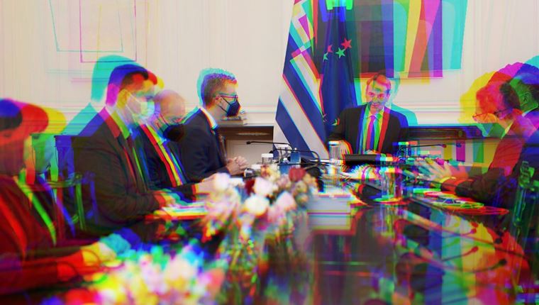 Γιατί η κυβέρνηση έκανε πίσω στα rapid tests για το ρεβεγιόν